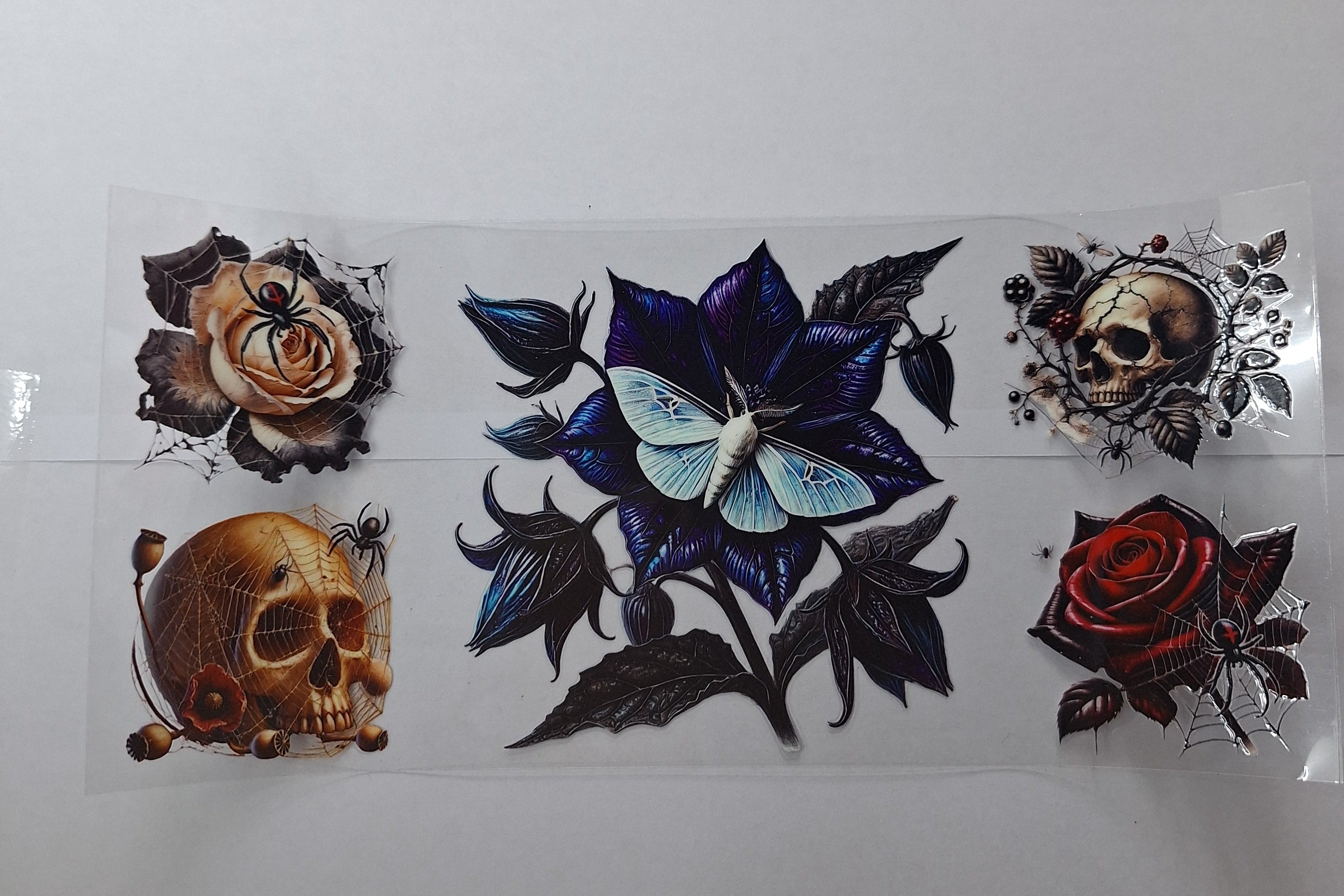 UV DTF-Sticker Gothic – Totenkopf, Rose & Schmetterling Motive