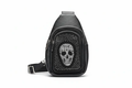 Wilma Skull Tasche – Vorderansicht mit Skull-Motiv und Strasssteinen