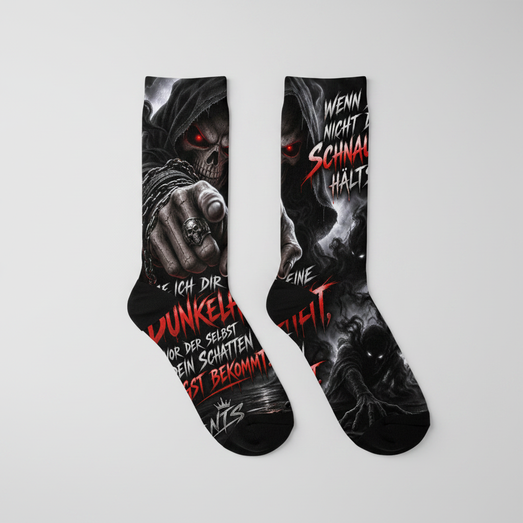 Mockup – Sensenmann auf schwarzen Socken