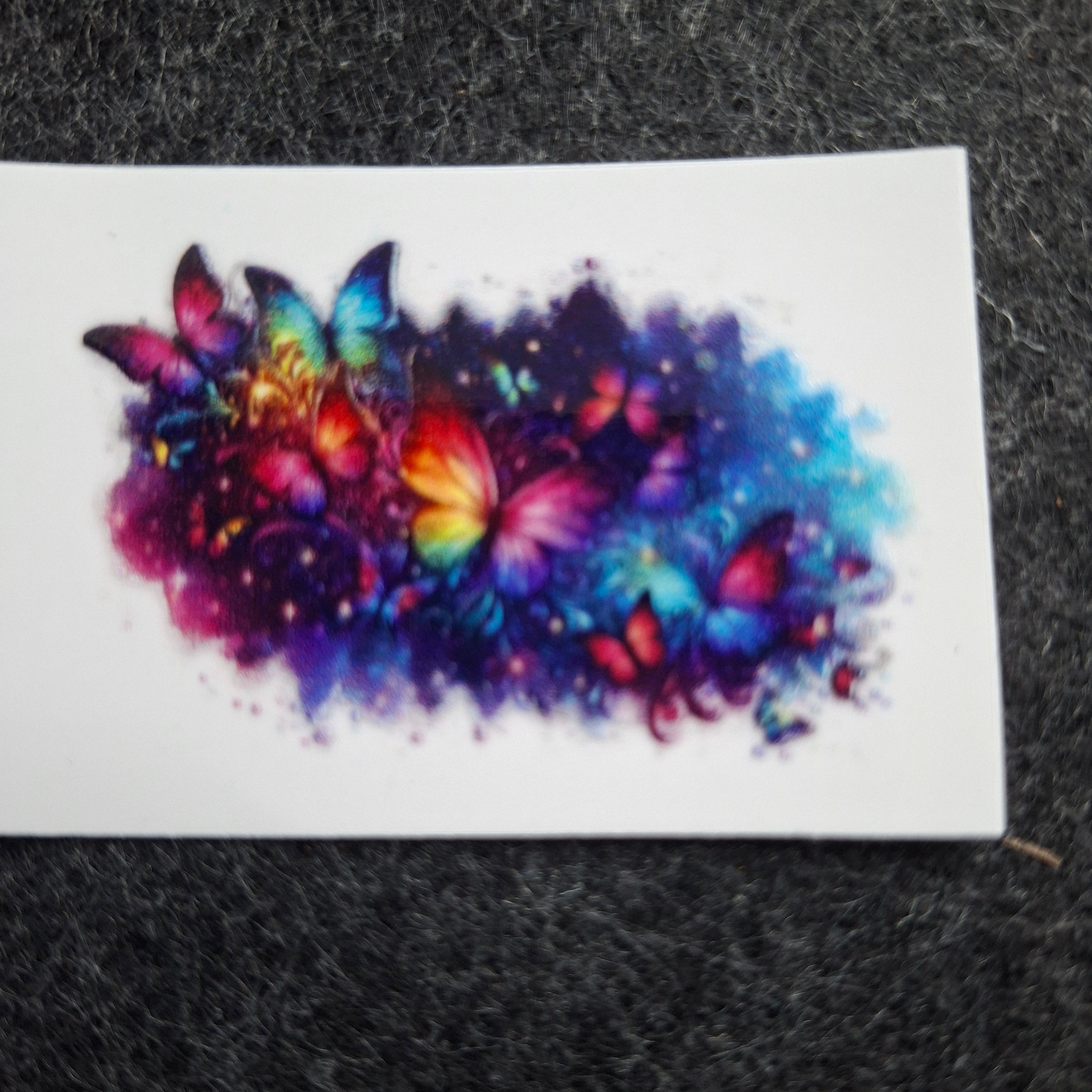 UV DTF Sticker in vielen Größen – von beiden Seiten ein Hingucker