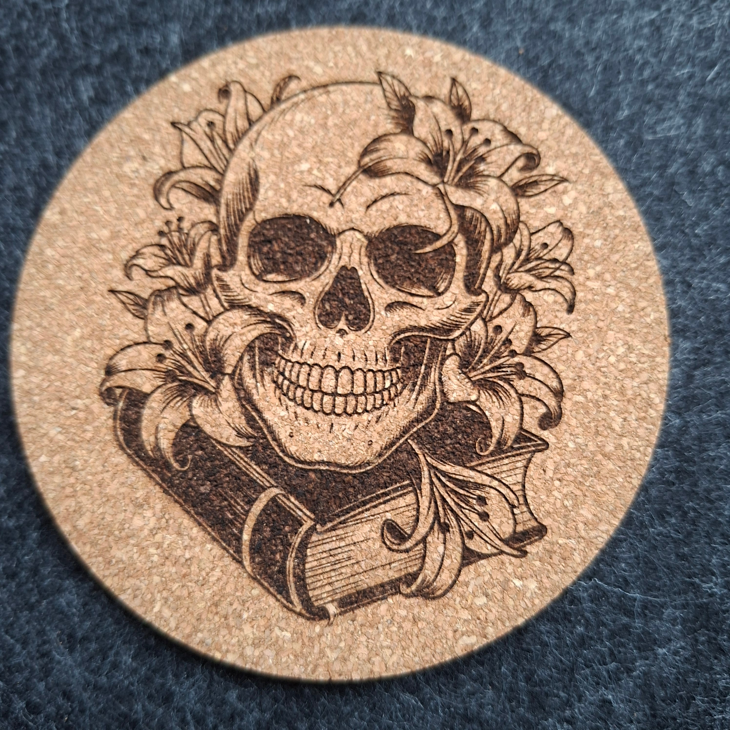 Laser Gravur auf Untersetzer Natur Kork Ø 9 cm