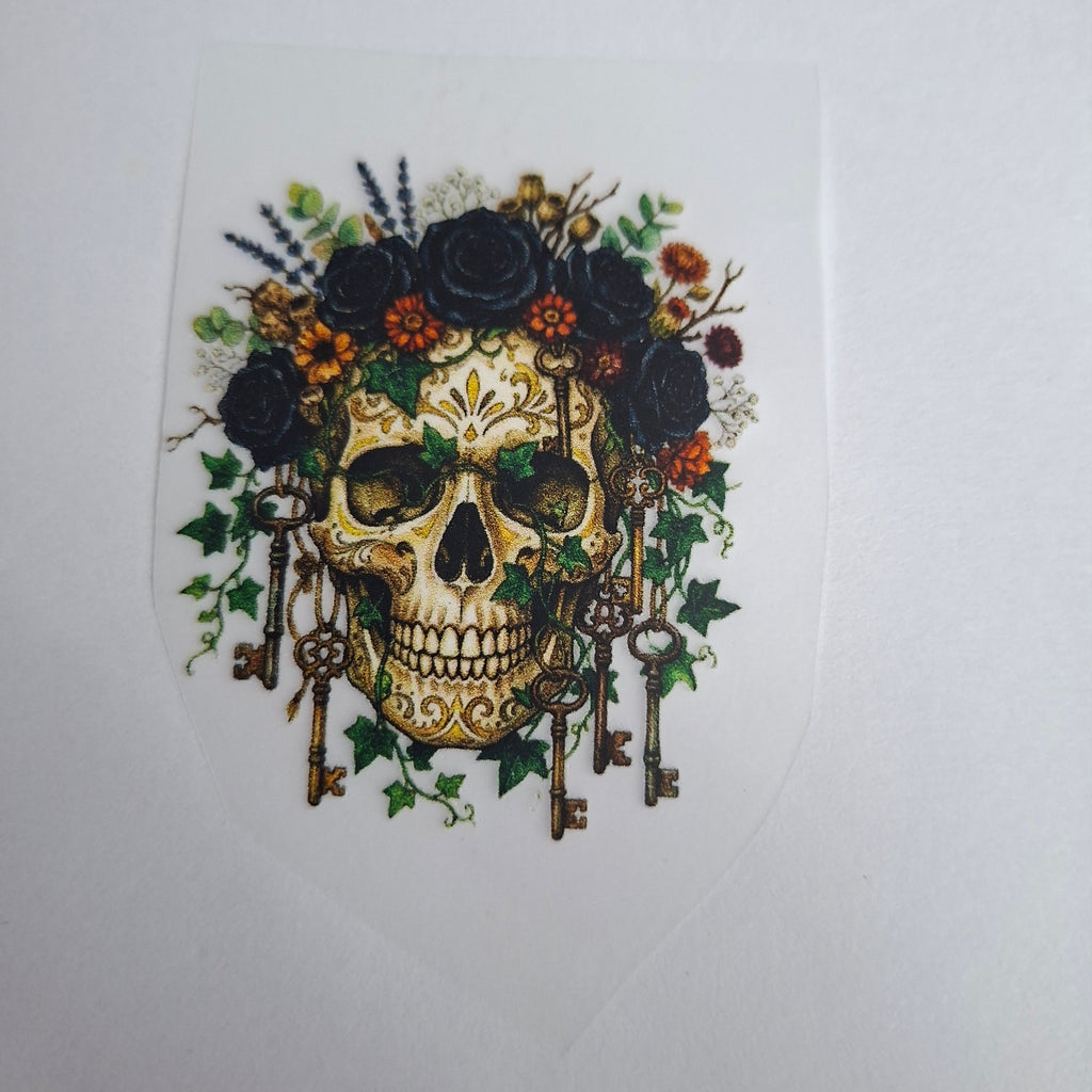 Floraler Sugar Skull Schwarz-Gold – BB-0092 Bügelbild