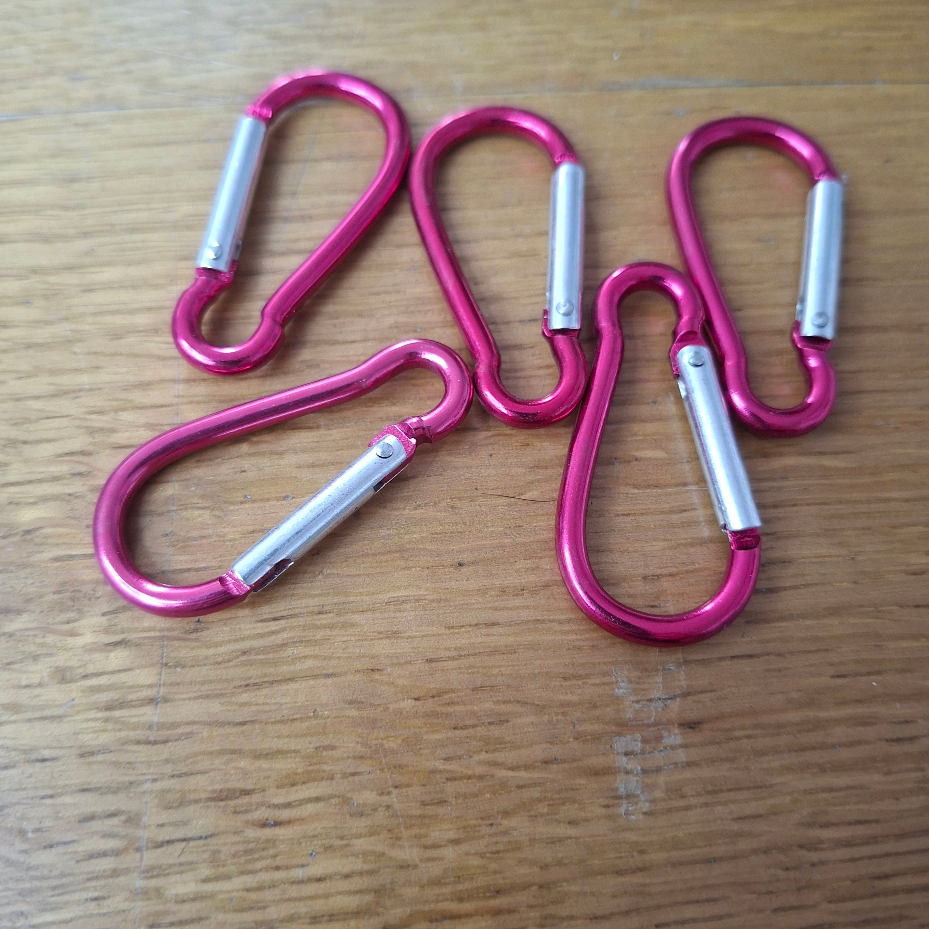 Karabinerhaken bunt – Anhänger-Rohling (4,5 cm)