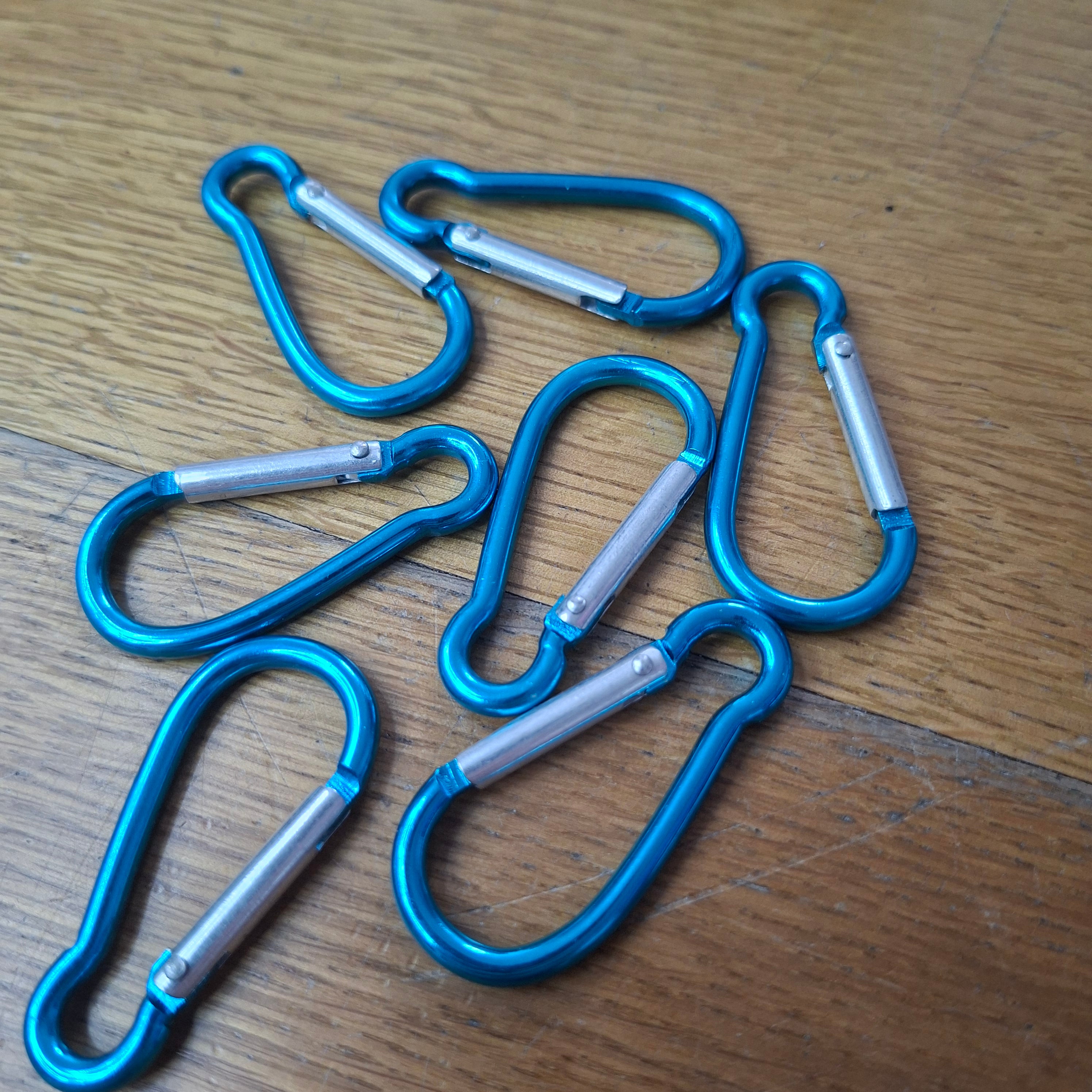 Karabinerhaken bunt – Anhänger-Rohling (4,5 cm)