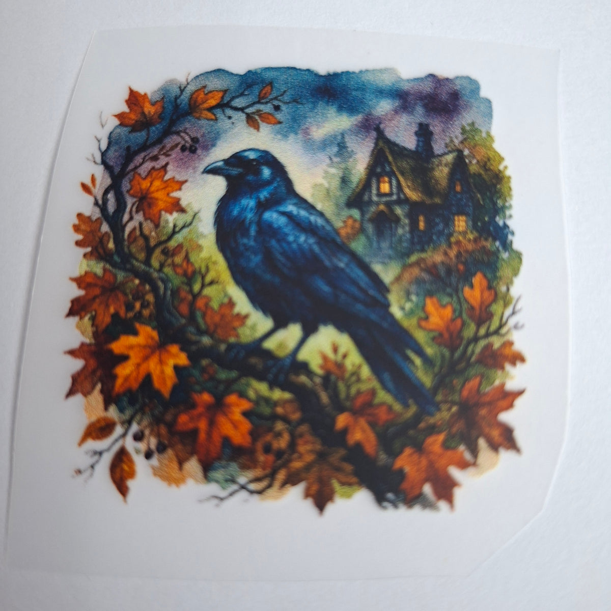 Rabe vor herbstlichem Schloss – BB-0065 Bügelbild